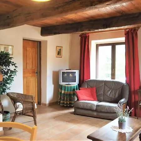 Holiday home Private Garden House In Redortiers