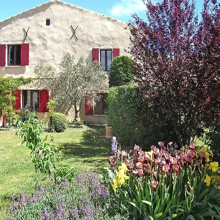 Pretty With Private Garden, *